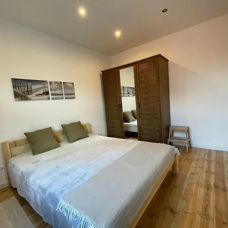 Home3city Devon Daire