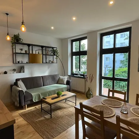 Home3city Devon Daire